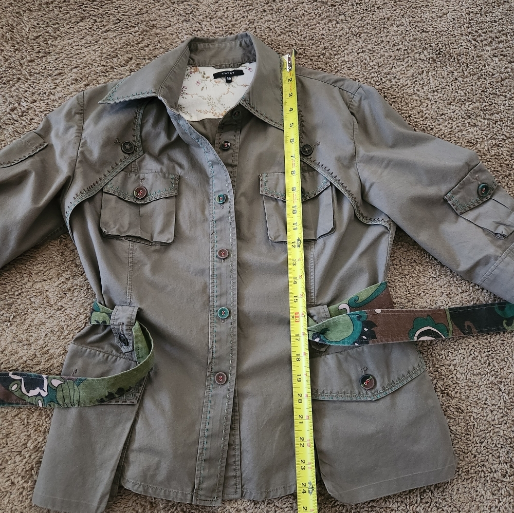 Jacket - Picture 9 of 11